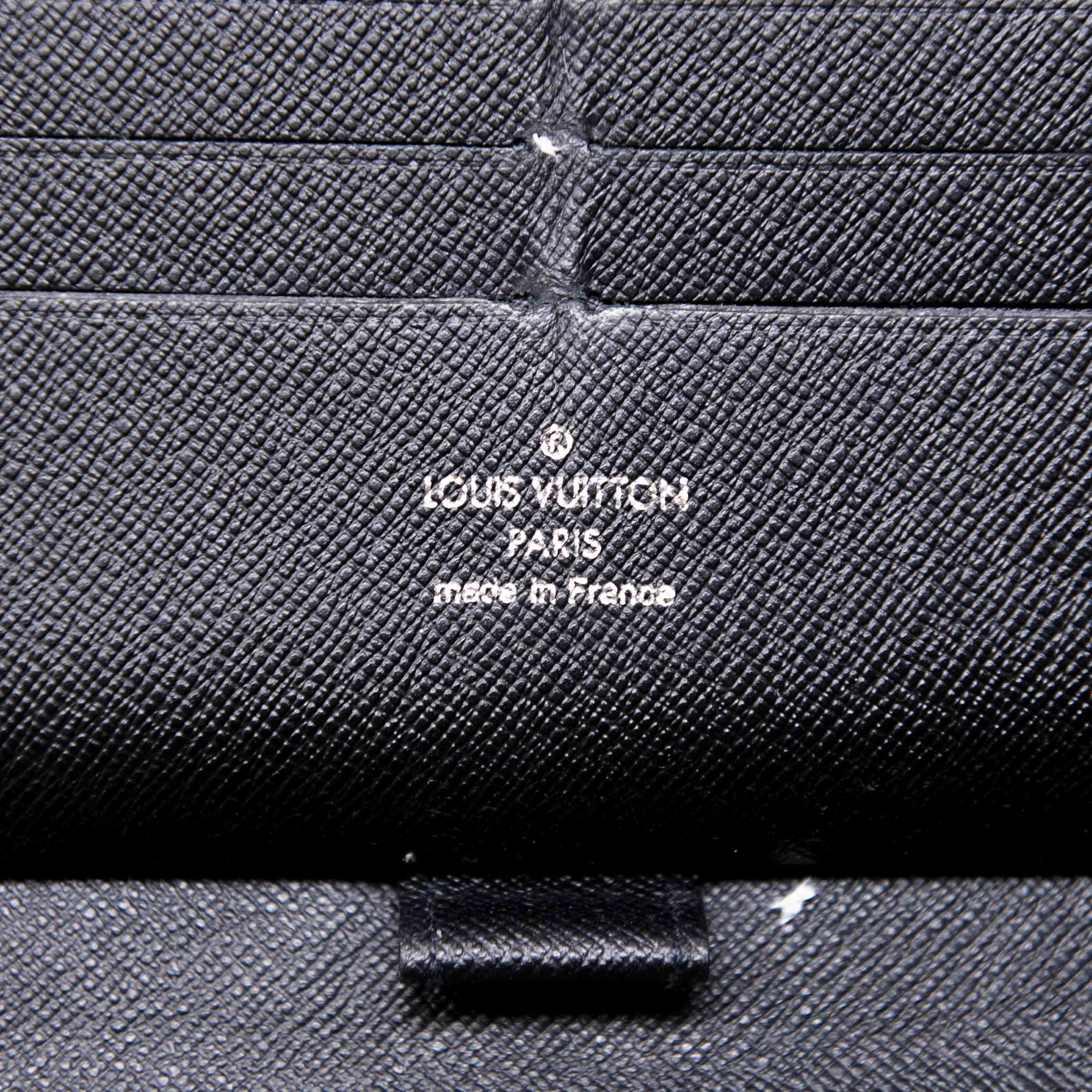 Louis Vuitton Black Epi Zippy Organizer