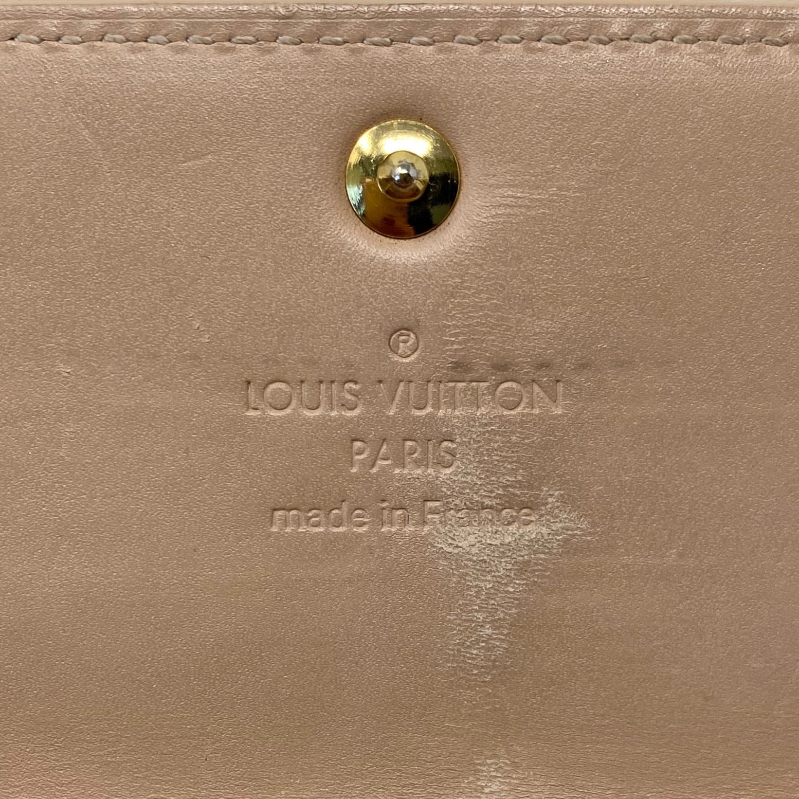 Louis Vuitton Beige Vernis Sarah Wallet